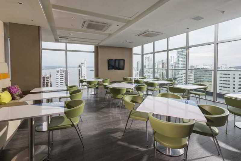 Hampton By Hilton Cali Hotel Екстериор снимка