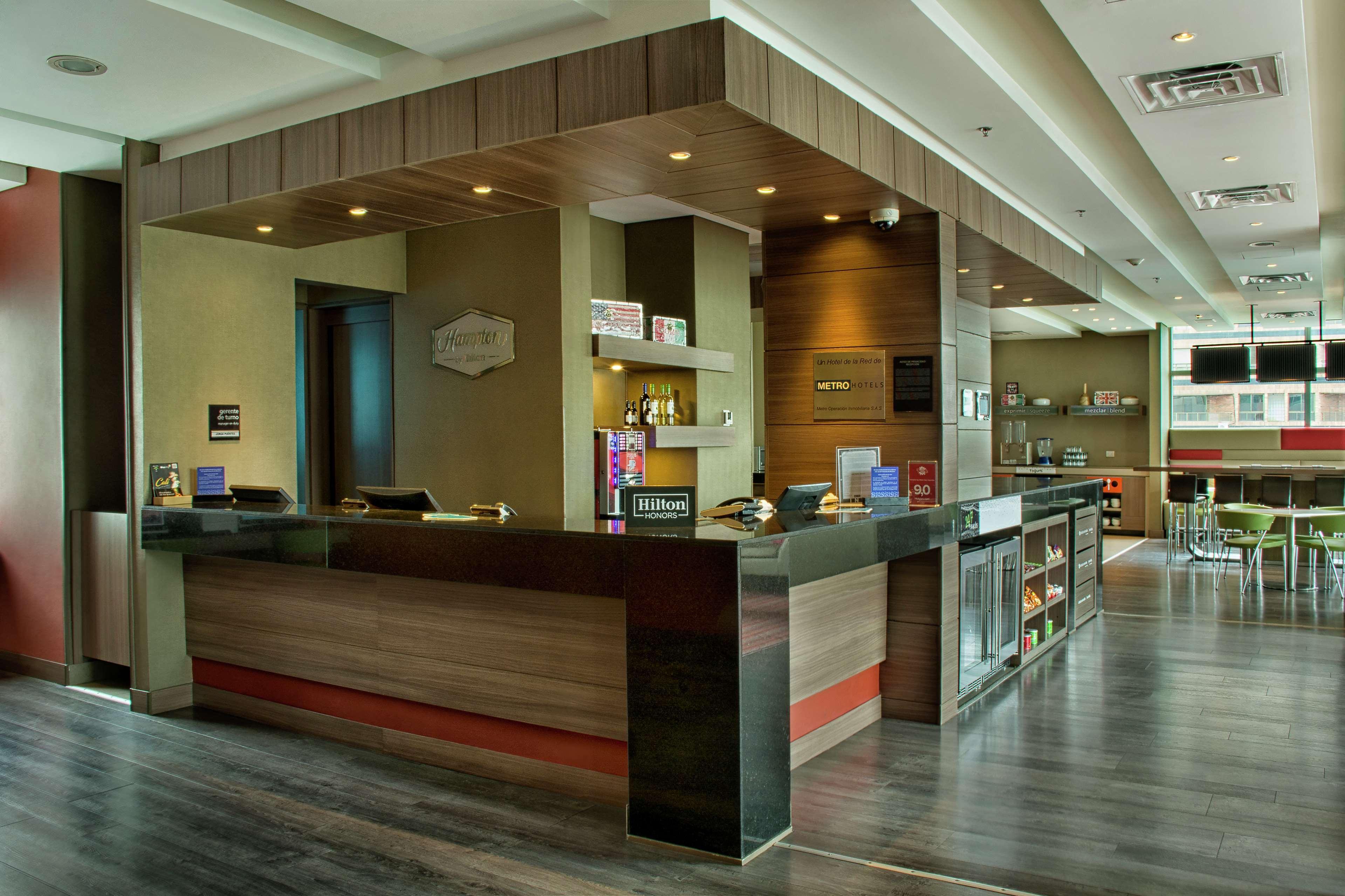 Hampton By Hilton Cali Hotel Екстериор снимка