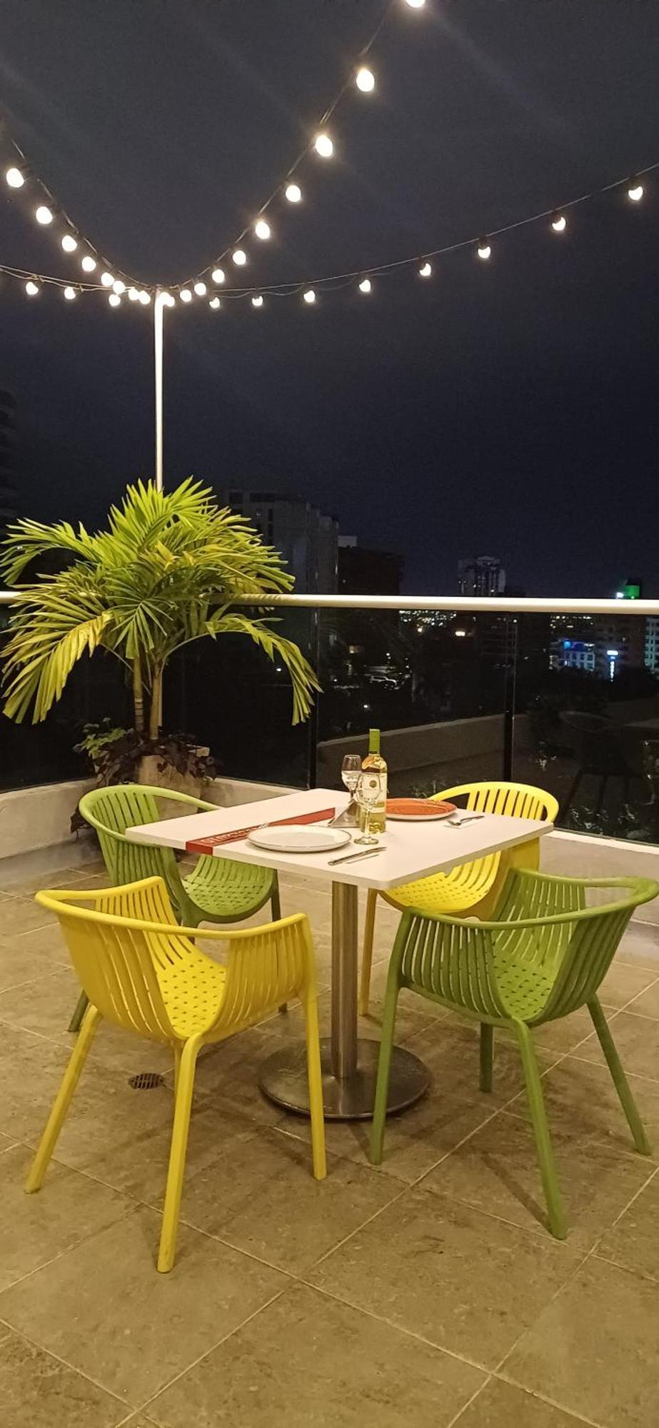 Hampton By Hilton Cali Hotel Екстериор снимка